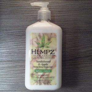 Hempz Sandalwood & Apple